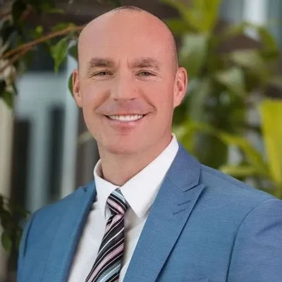 Dr. Darren Candow